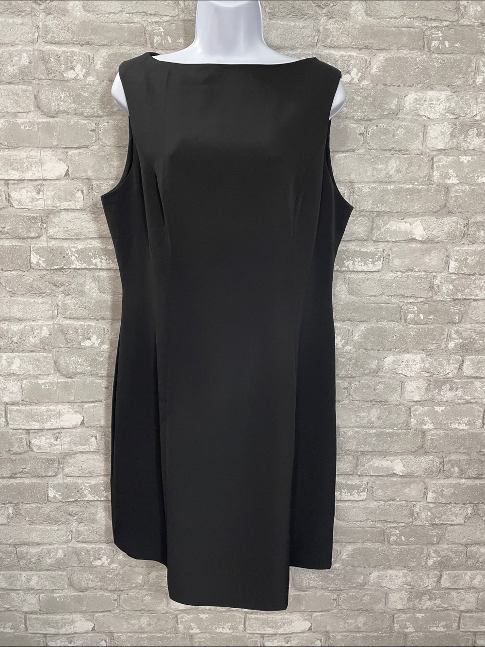 PrettyGarden Classic Black Boatneck Midi Dress